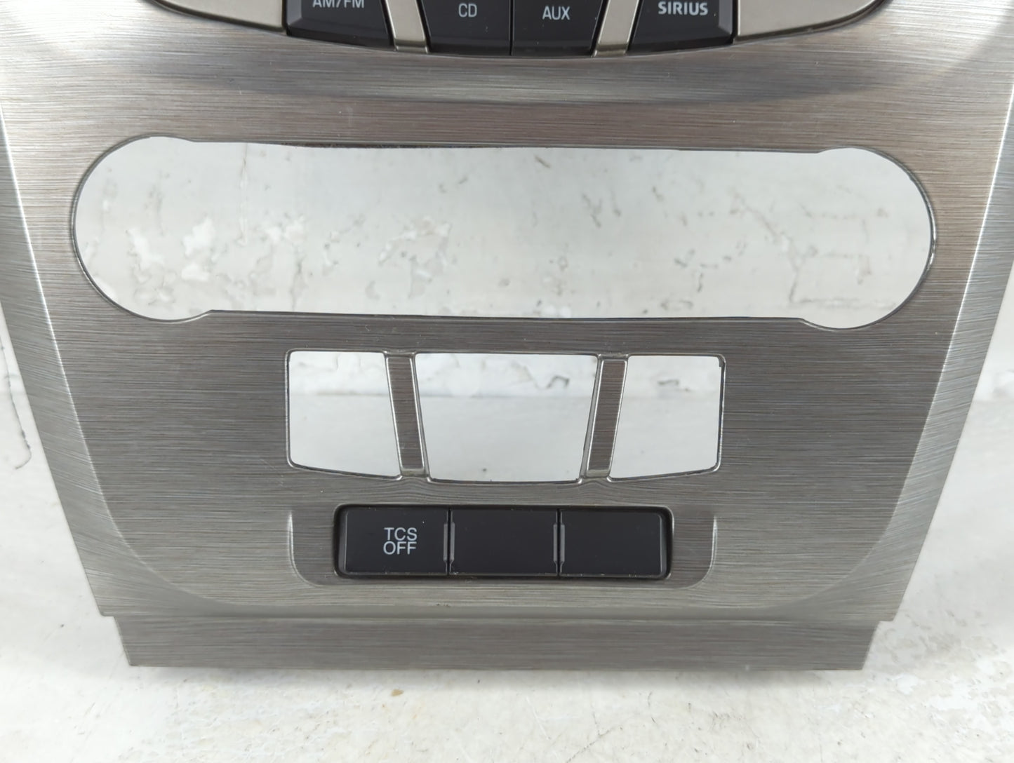2010-2012 Ford Fusion Radio Control Panel - Oemusedautoparts1.com