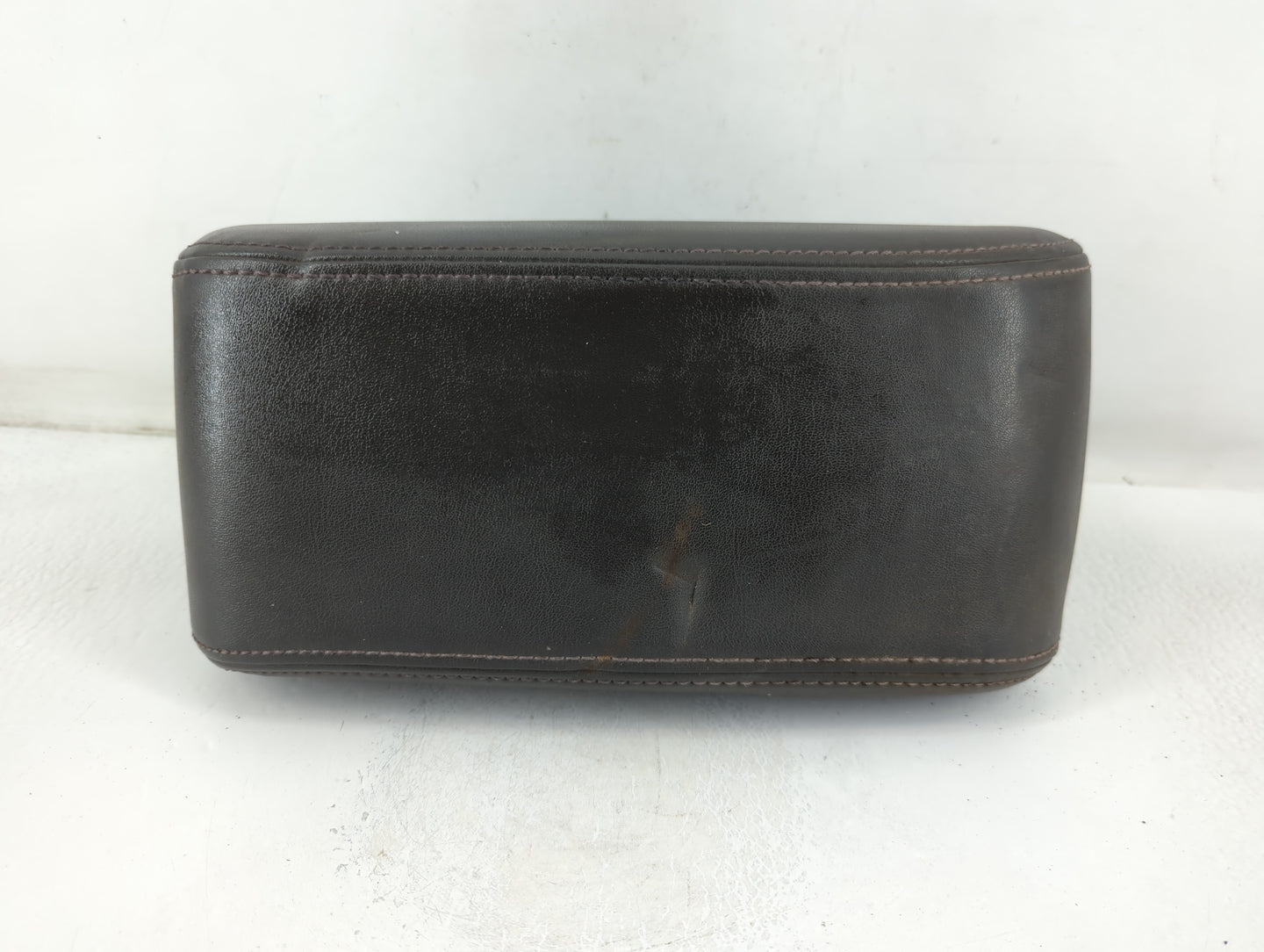 2011 Ford Fusion Center Console Armrest Cover Lid P/N:6E53-54045C74-AA 6E53-5406050-AA Fits OEM Used Auto Parts - Oemusedaut