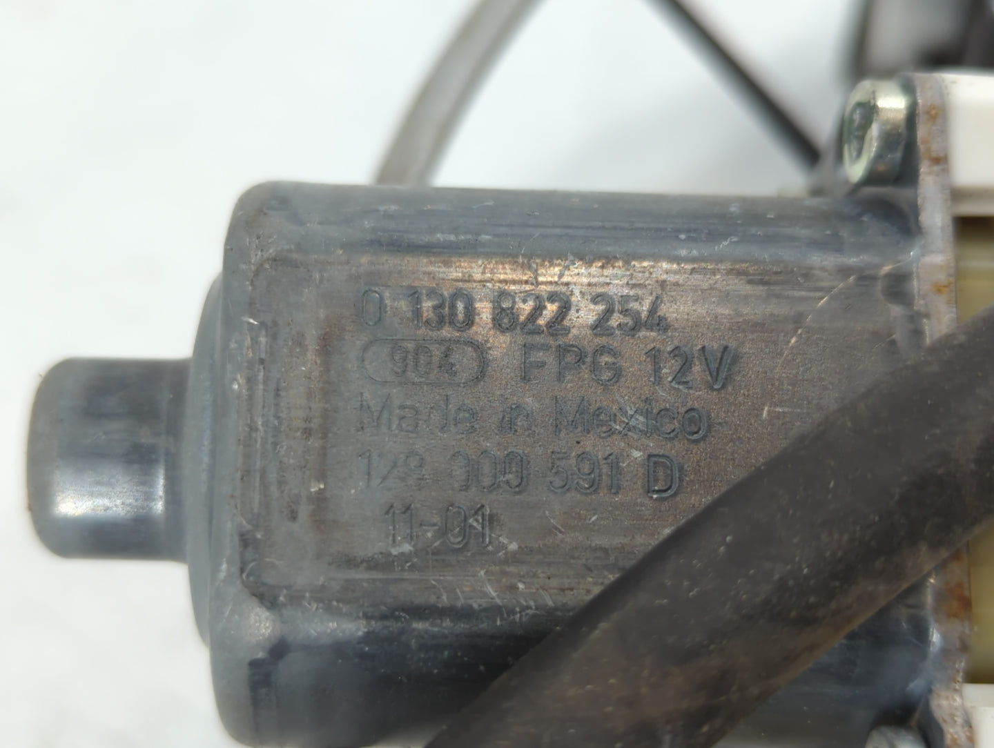 2011-2012 Ford Fusion Passenger Front Right Power Window Motor - Oemusedautoparts1.com