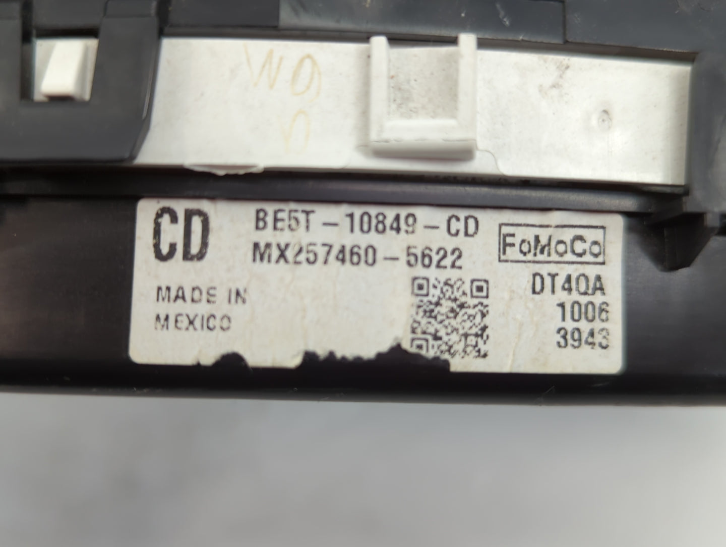 2011 Ford Fusion Instrument Cluster Speedometer Gauges P/N:BE5T-10849-CD Fits OEM Used Auto Parts - Oemusedautoparts1.com