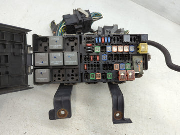 2010-2012 Ford Fusion Fusebox Fuse Box Panel Relay Module P/N:7E5T-14A003-BA Fits Fits 2010 2011 2012 OEM Used Auto Parts