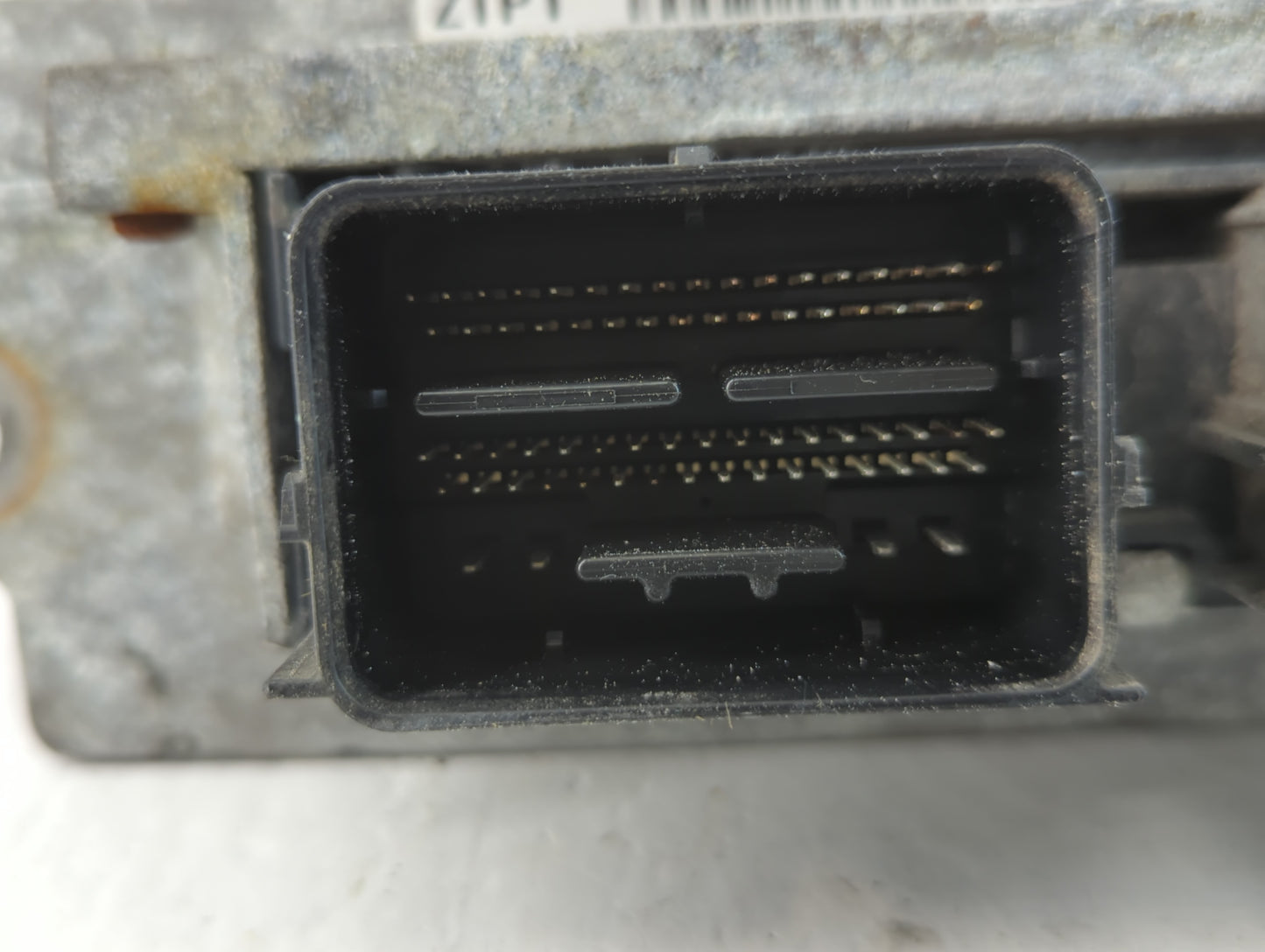 2011 Ford Fusion PCM Engine Control Computer ECU ECM PCU OEM P/N:AE5A-12A650-EPB Fits OEM Used Auto Parts - Oemusedautoparts