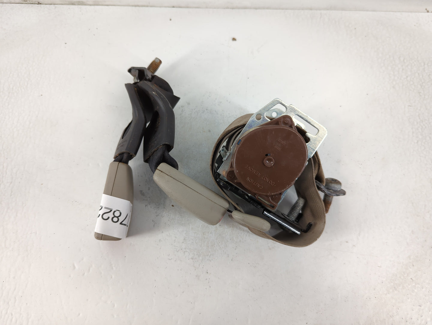 2011 Ford Fusion Passenger Rear Seatbelt Buckle - Oemusedautoparts1.com