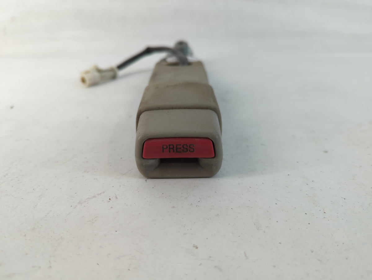 2011-2011 Ford Fusion Passenger Front Seatbelt Retractor - Oemusedautoparts1.com