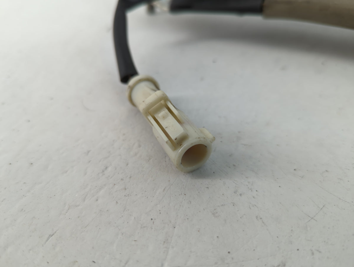 2011-2011 Ford Fusion Passenger Front Seatbelt Retractor - Oemusedautoparts1.com