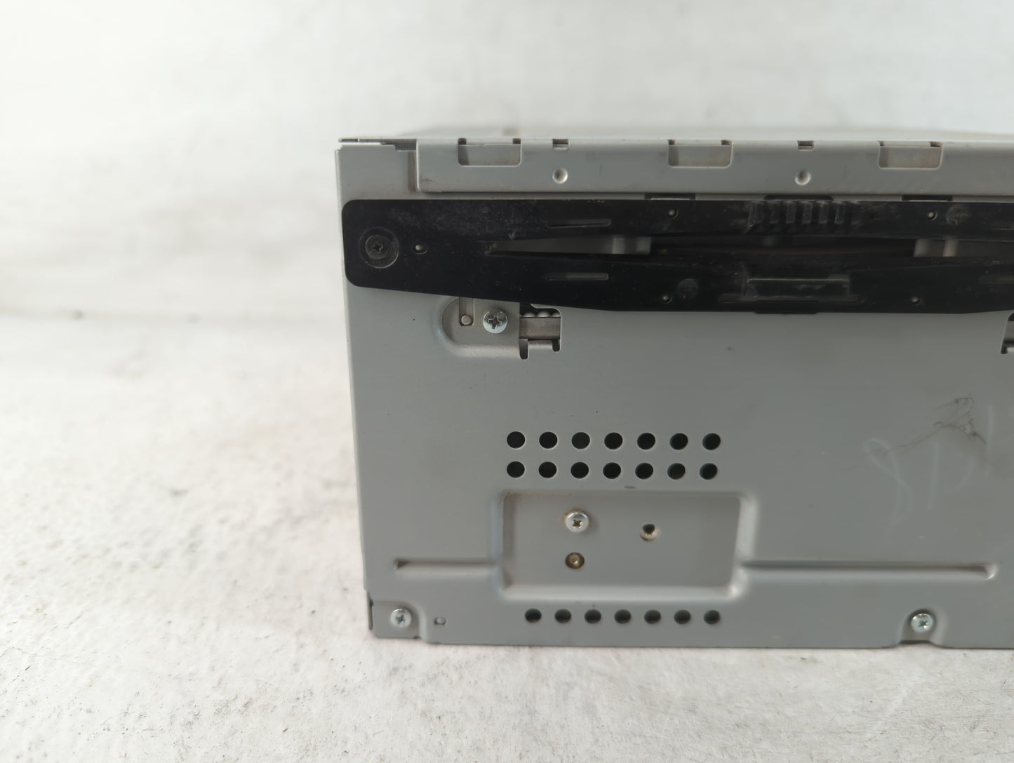 2010-2012 Ford Fusion Radio AM FM Cd Player Receiver Replacement P/N:BE5T-19C157-AB Fits Fits 2010 2011 2012 OEM Used Auto P