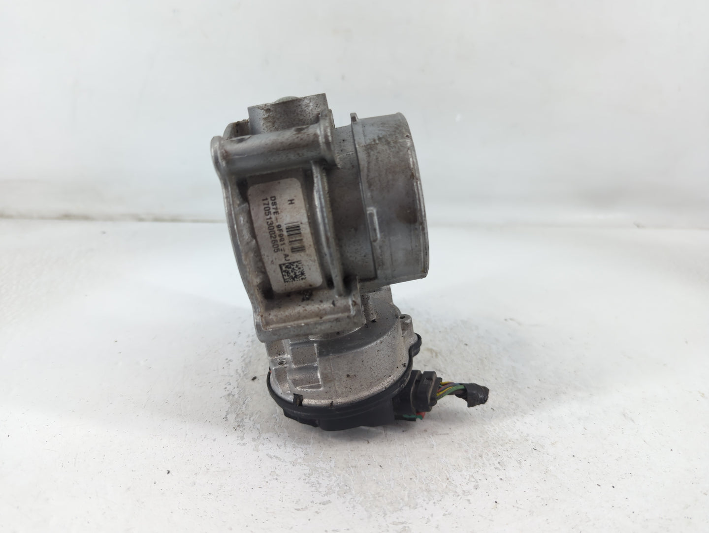 2010-2012 Ford Fusion Throttle Body P/N:DS7E-9F991-AJ Fits Fits 2009 2010 2011 2012 OEM Used Auto Parts - Oemusedautoparts1.
