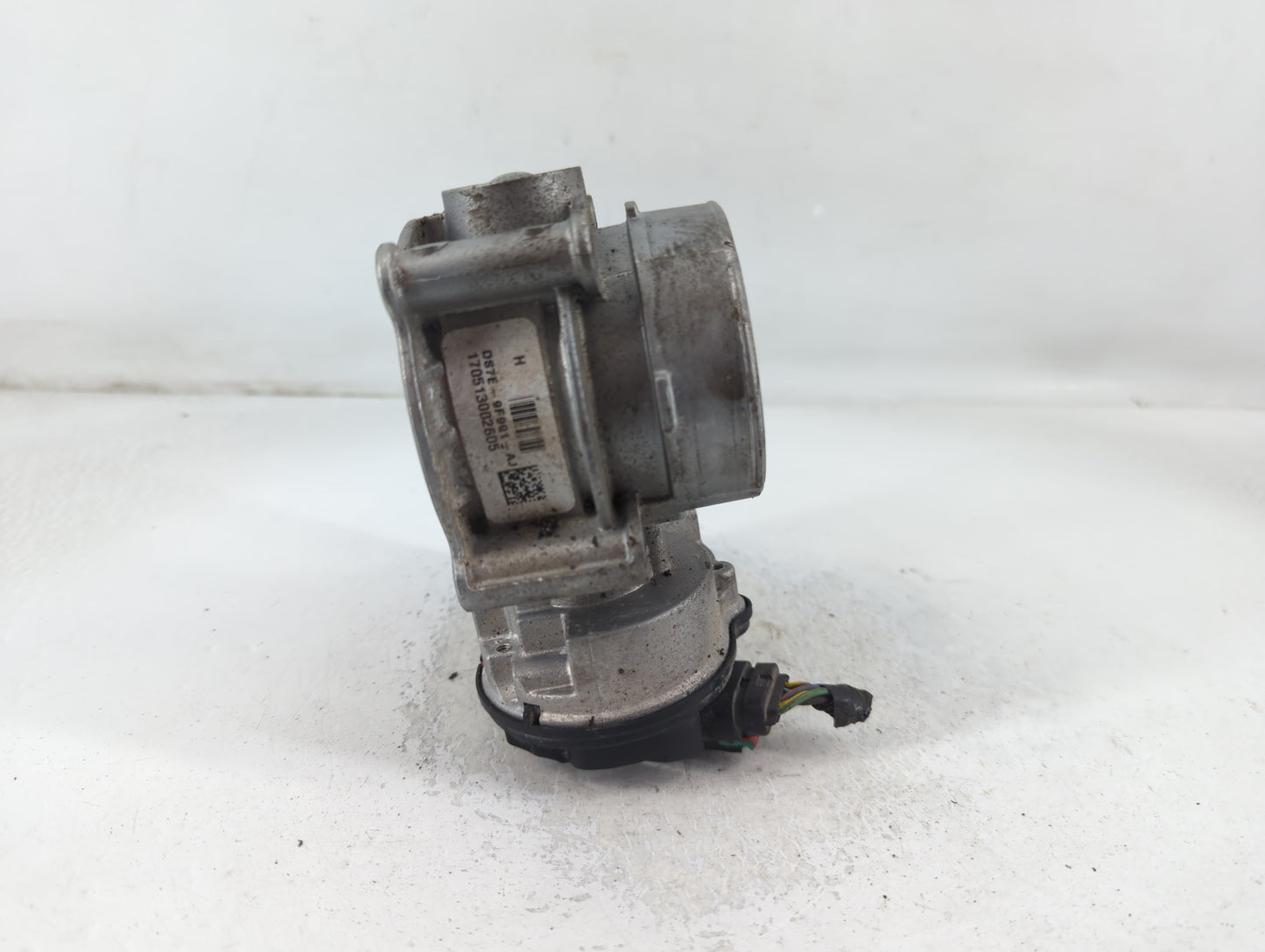 2010-2012 Ford Fusion Throttle Body P/N:DS7E-9F991-AJ Fits Fits 2009 2010 2011 2012 OEM Used Auto Parts - Oemusedautoparts1.