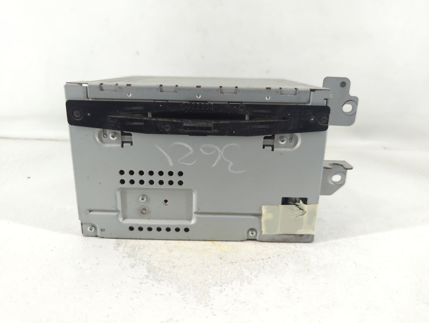 2010-2012 Ford Fusion Radio AM FM Cd Player Receiver Replacement P/N:BE5T-19C157-AA Fits OEM Used Auto Parts - Oemusedautopa