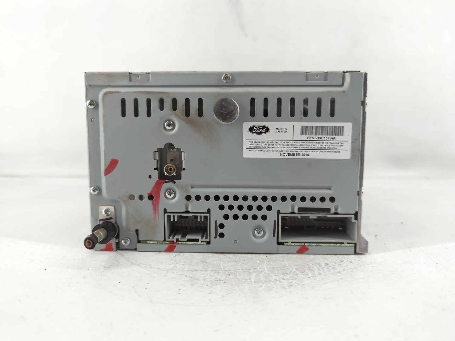 2010-2012 Ford Fusion Radio AM FM Cd Player Receiver Replacement P/N:BE5T-19C157-AA Fits Fits 2010 2011 2012 OEM Used Auto P