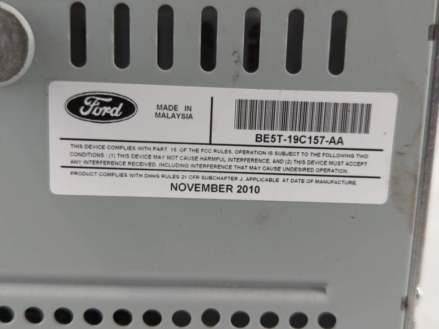 2010-2012 Ford Fusion Radio AM FM Cd Player Receiver Replacement P/N:BE5T-19C157-AA Fits Fits 2010 2011 2012 OEM Used Auto P
