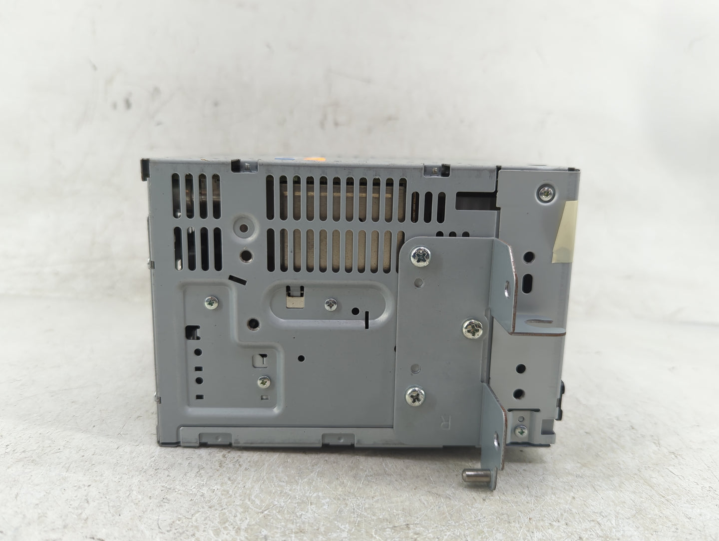 2011 Ford Fusion Radio AM FM Cd Player Receiver Replacement Fits OEM Used Auto Parts - Oemusedautoparts1.com
