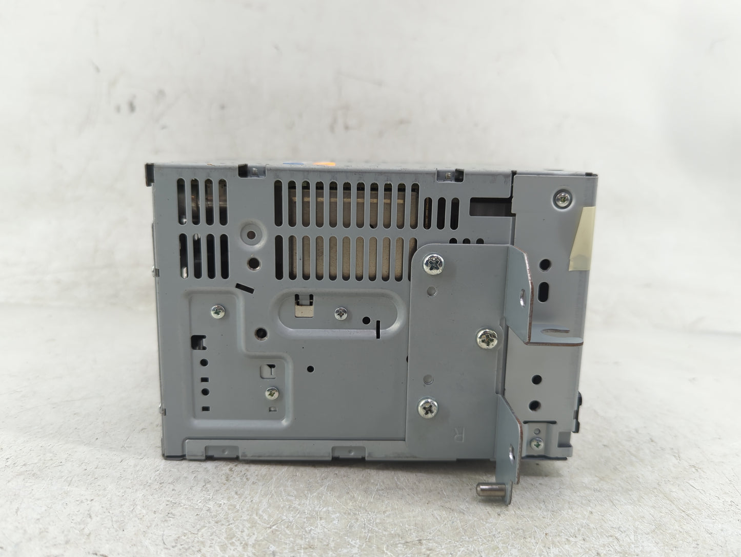 2011 Ford Fusion Radio AM FM Cd Player Receiver Replacement Fits OEM Used Auto Parts - Oemusedautoparts1.com