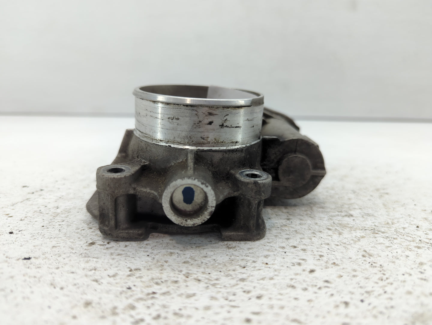 2011 Ford Lacrosse Throttle Body P/N:871AA 668AA, 186AA Fits Fits 2007 2008 2009 2010 2012 OEM Used Auto Parts - Oemusedauto