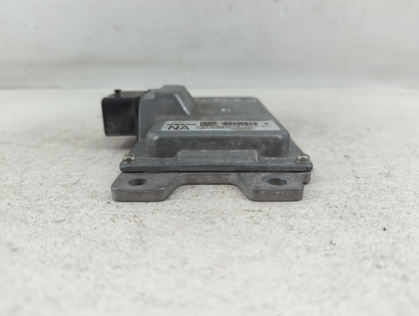 2011-2012 Ford Mustang PCM Engine Control Computer ECU ECM PCU OEM P/N:180888 Fits Fits 2011 2012 OEM Used Auto Parts - Oemu