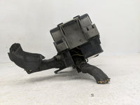 2010-2011 Ford Mustang Fusebox Fuse Box Panel Relay Module P/N:AR3T-14A003-AB Fits Fits 2010 2011 OEM Used Auto Parts - Oemu