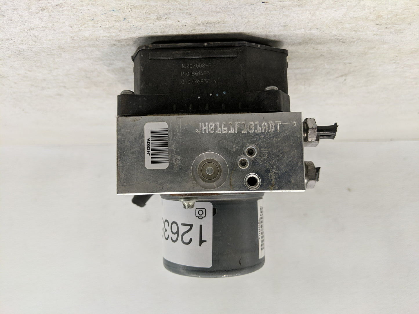 2011 Ford Mustang ABS Pump Control Module Replacement P/N:BR33-2C405-AE Fits OEM Used Auto Parts - Oemusedautoparts1.com