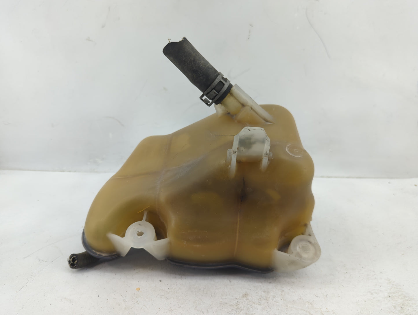 2011-2014 Ford Mustang Radiator Coolant Overflow Expansion Tank Bottle - Oemusedautoparts1.com