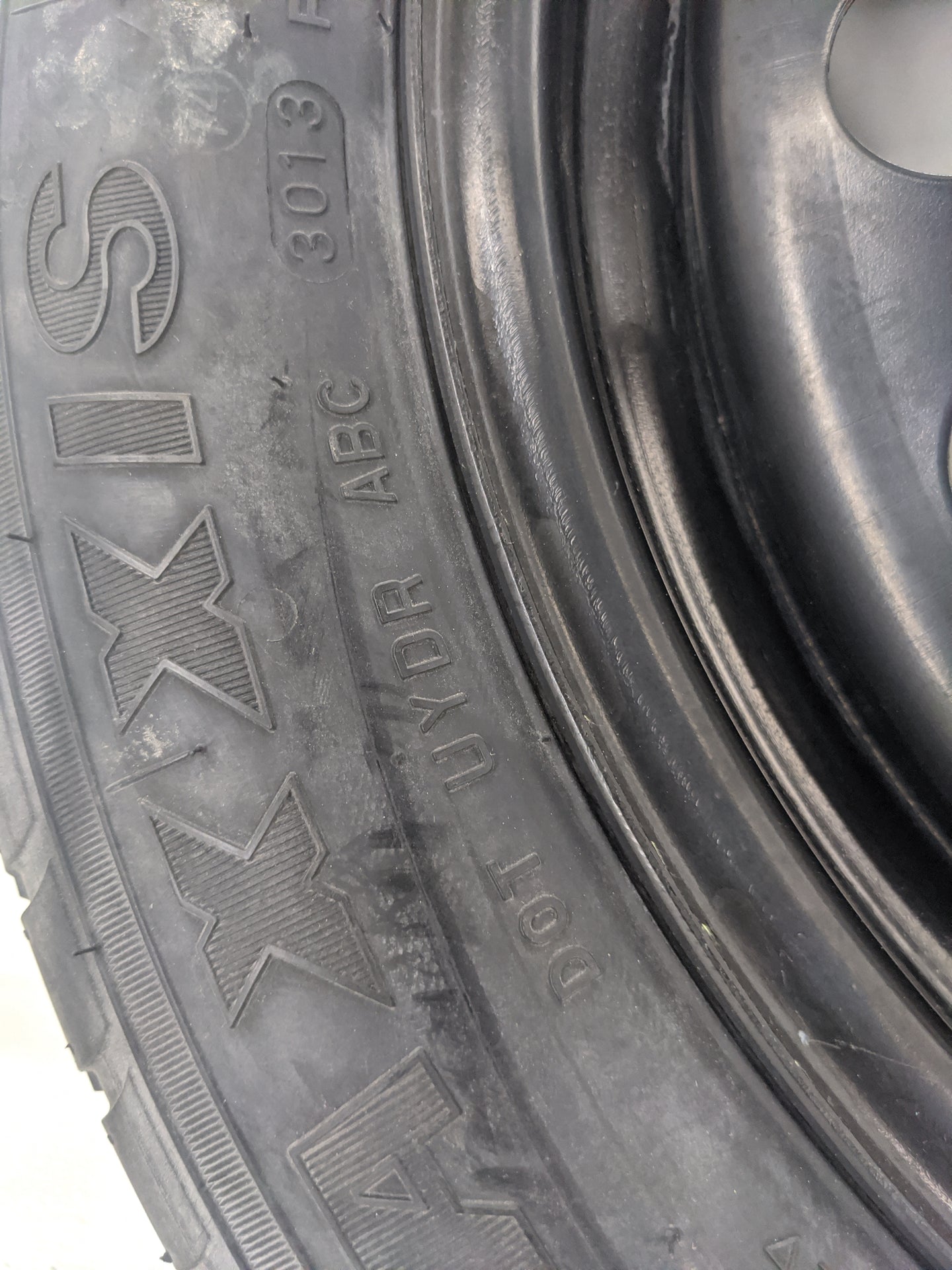 2005-2011 Ford Mustang Spare Donut Tire Wheel Rim Oem 1420874 - Oemusedautoparts1.com