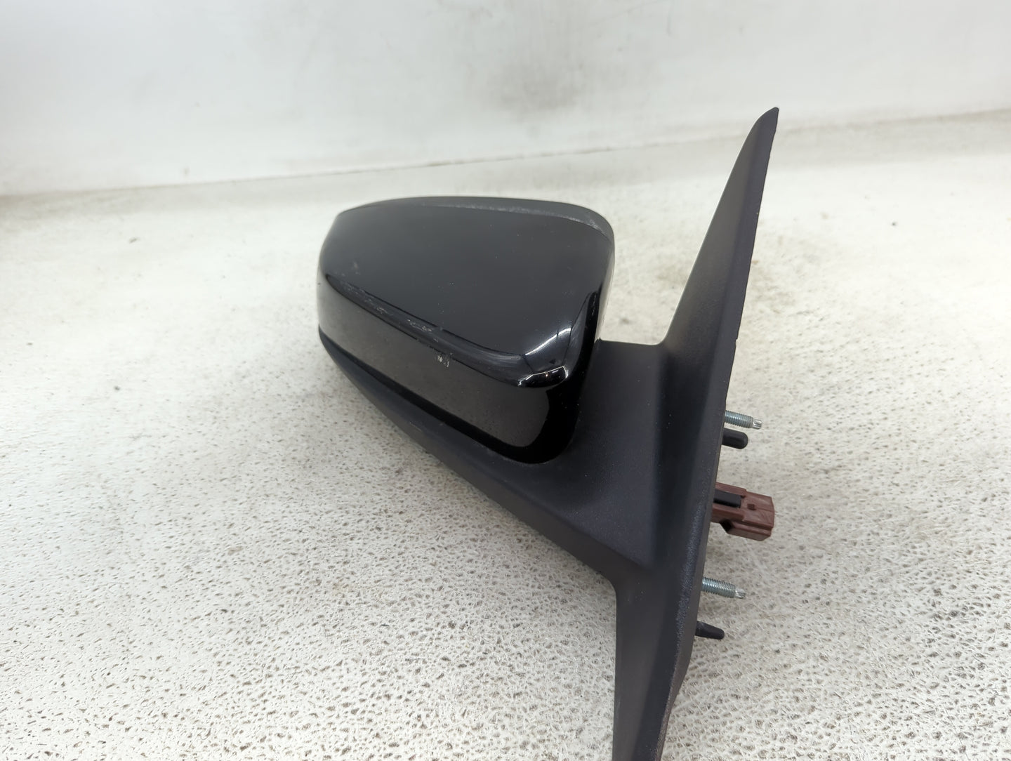2010-2012 Ford Mustang Passenger Side View Mirror - Right Door Mirror OEM Used - Oemusedautoparts1.com