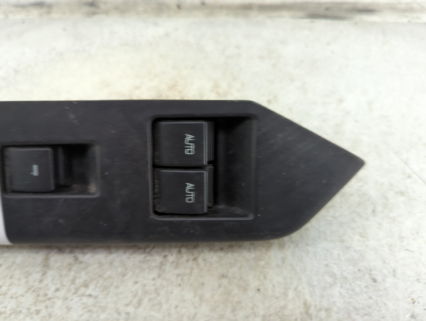 2010-2014 Ford Mustang Master Power Window Switch Replacement Driver Side Left P/N:DR33-14A564-BAW Fits OEM Used Auto Parts 