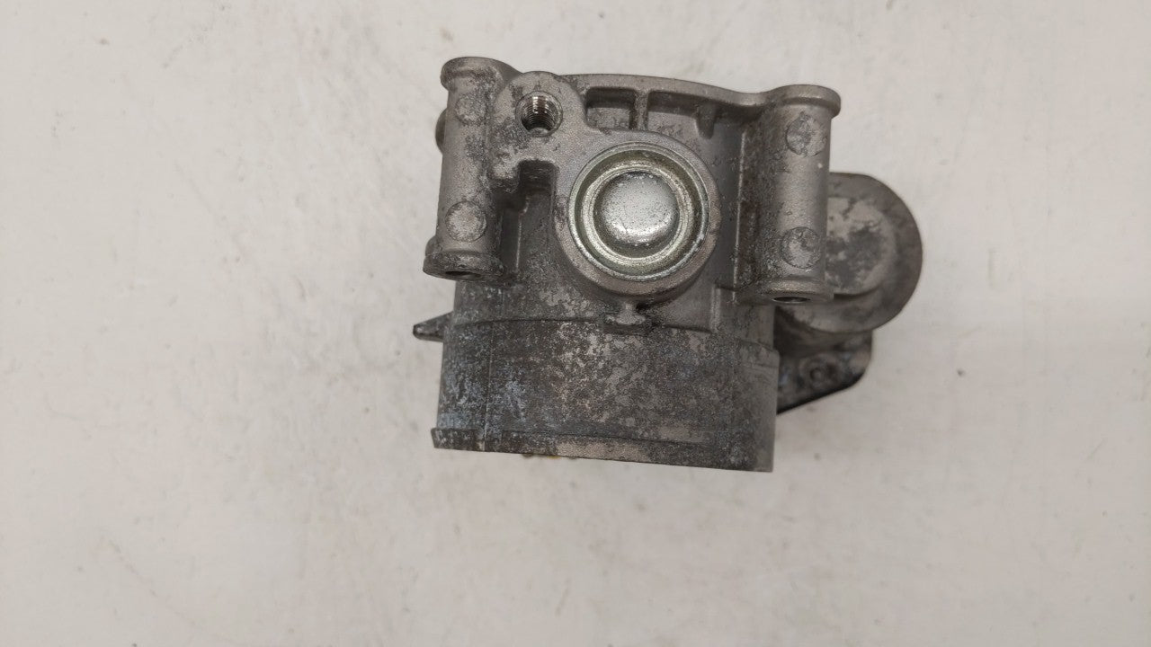 2011-2017 Ford Mustang Throttle Body P/N:AT4E-9F991-EL AT4E-EH Fits Fits 2011 2012 2013 2014 2015 2016 2017 2018 2019 OEM Us