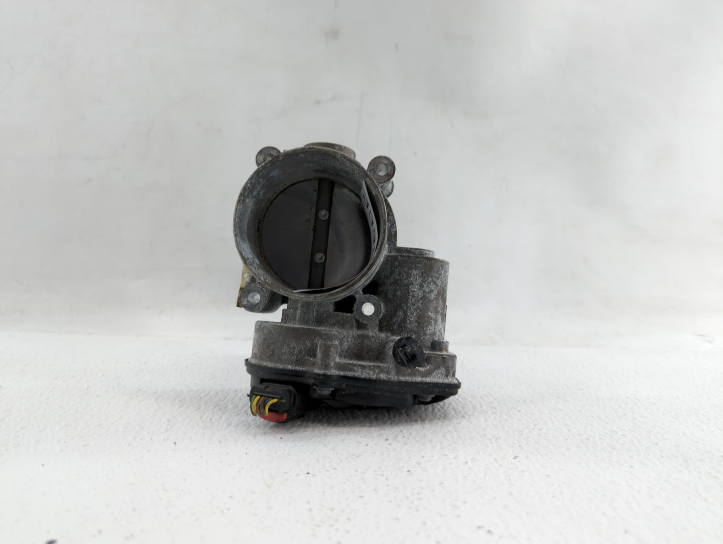 2011-2017 Ford Mustang Throttle Body P/N:B1025A-2807 Fits Fits 2011 2012 2013 2014 2015 2016 2017 2018 2019 OEM Used Auto Pa