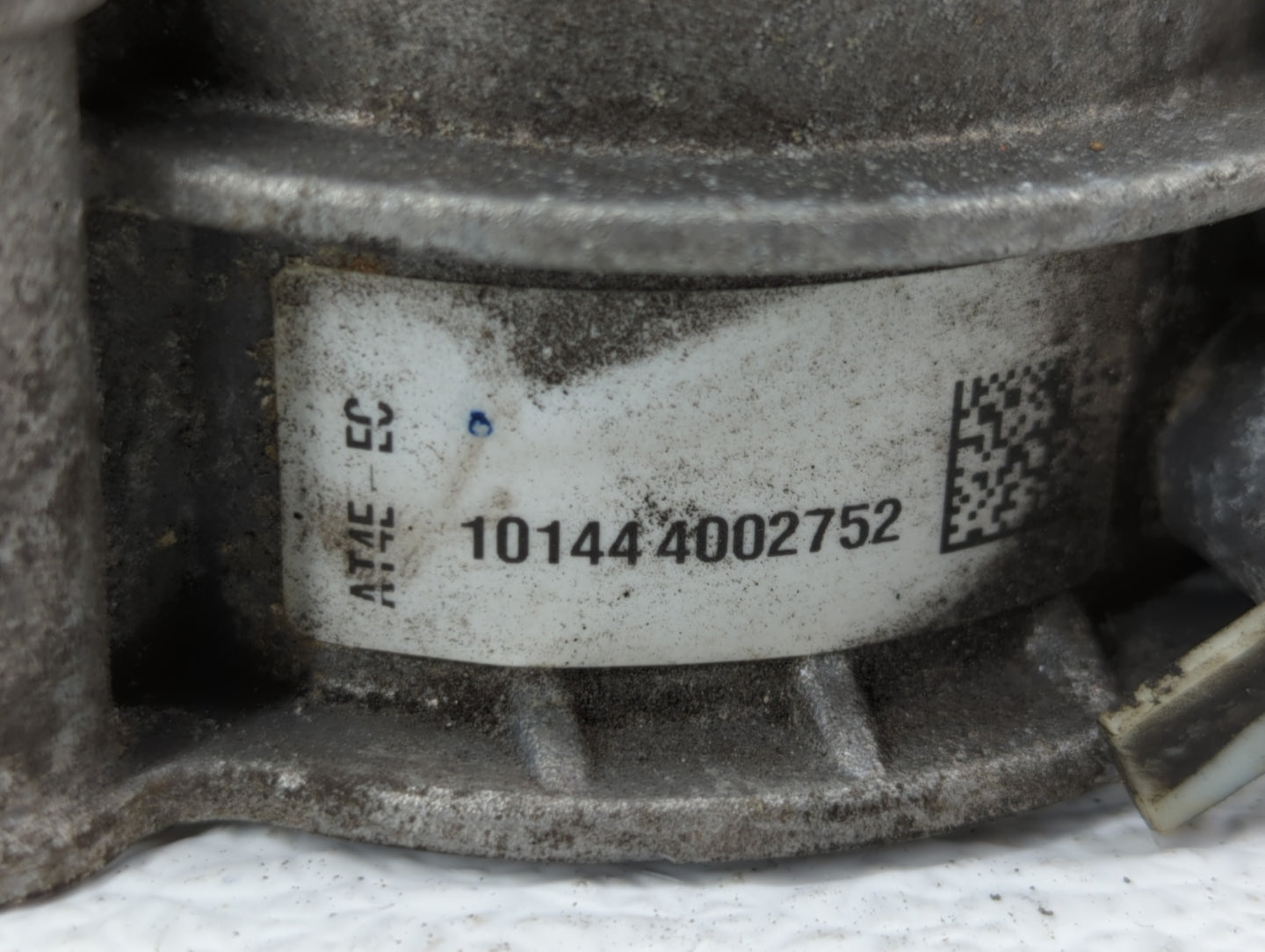 2011-2017 Ford Mustang Throttle Body P/N:AT4E-EC AT4E-9F991-EJ, AT4E-EH Fits Fits 2011 2012 2013 2014 2015 2016 2017 2018 20