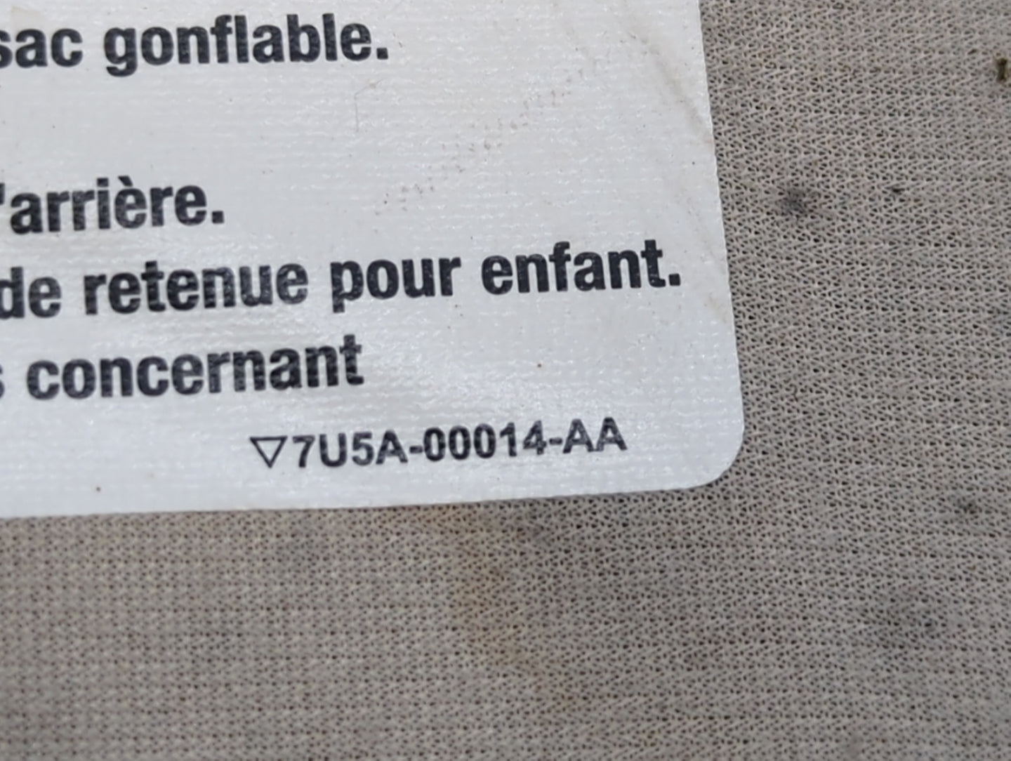 2010-2011 Ford Mustang Sun Visor Shade Replacement Driver Left Mirror Fits Fits 2010 2011 OEM Used Auto Parts - Oemusedautop