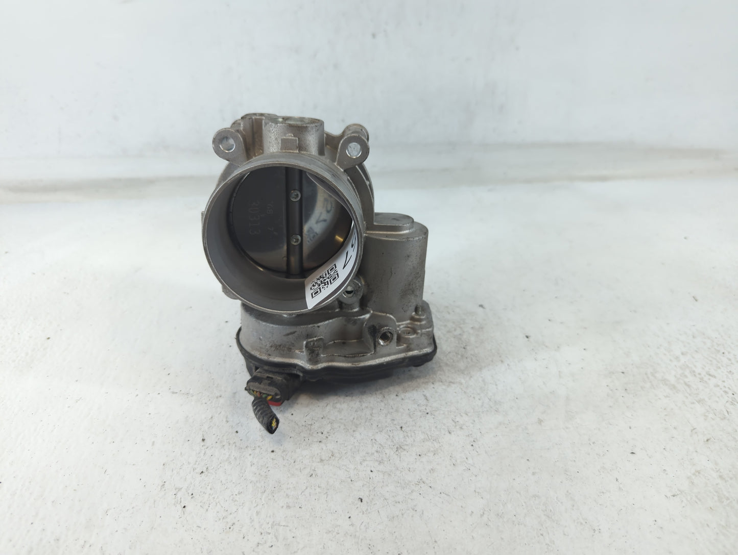 2011-2017 Ford Mustang Throttle Body P/N:AT4E-9F991-EL Fits Fits 2011 2012 2013 2014 2015 2016 2017 2018 2019 OEM Used Auto 