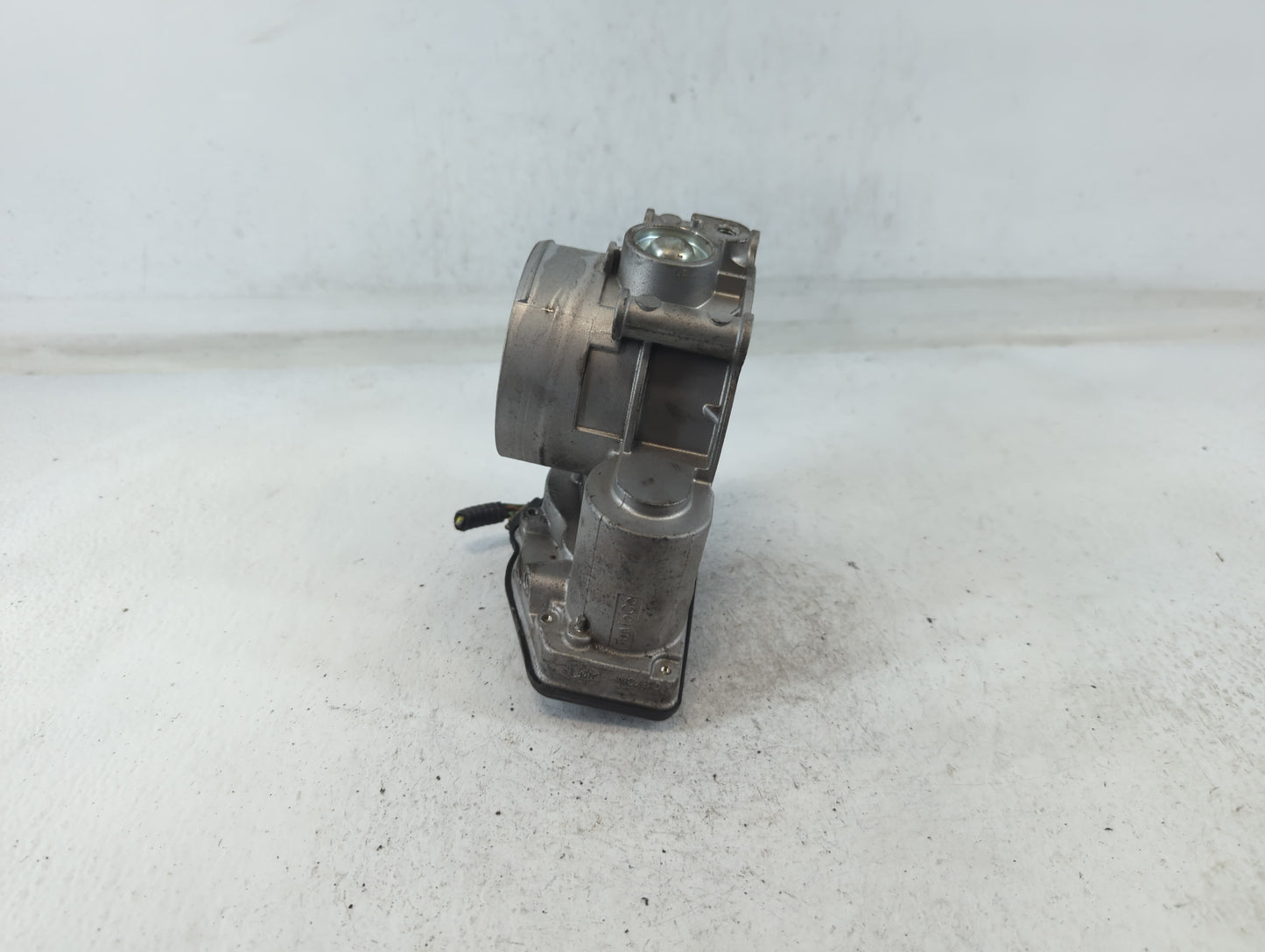 2011-2017 Ford Mustang Throttle Body P/N:AT4E-9F991-EL Fits Fits 2011 2012 2013 2014 2015 2016 2017 2018 2019 OEM Used Auto 