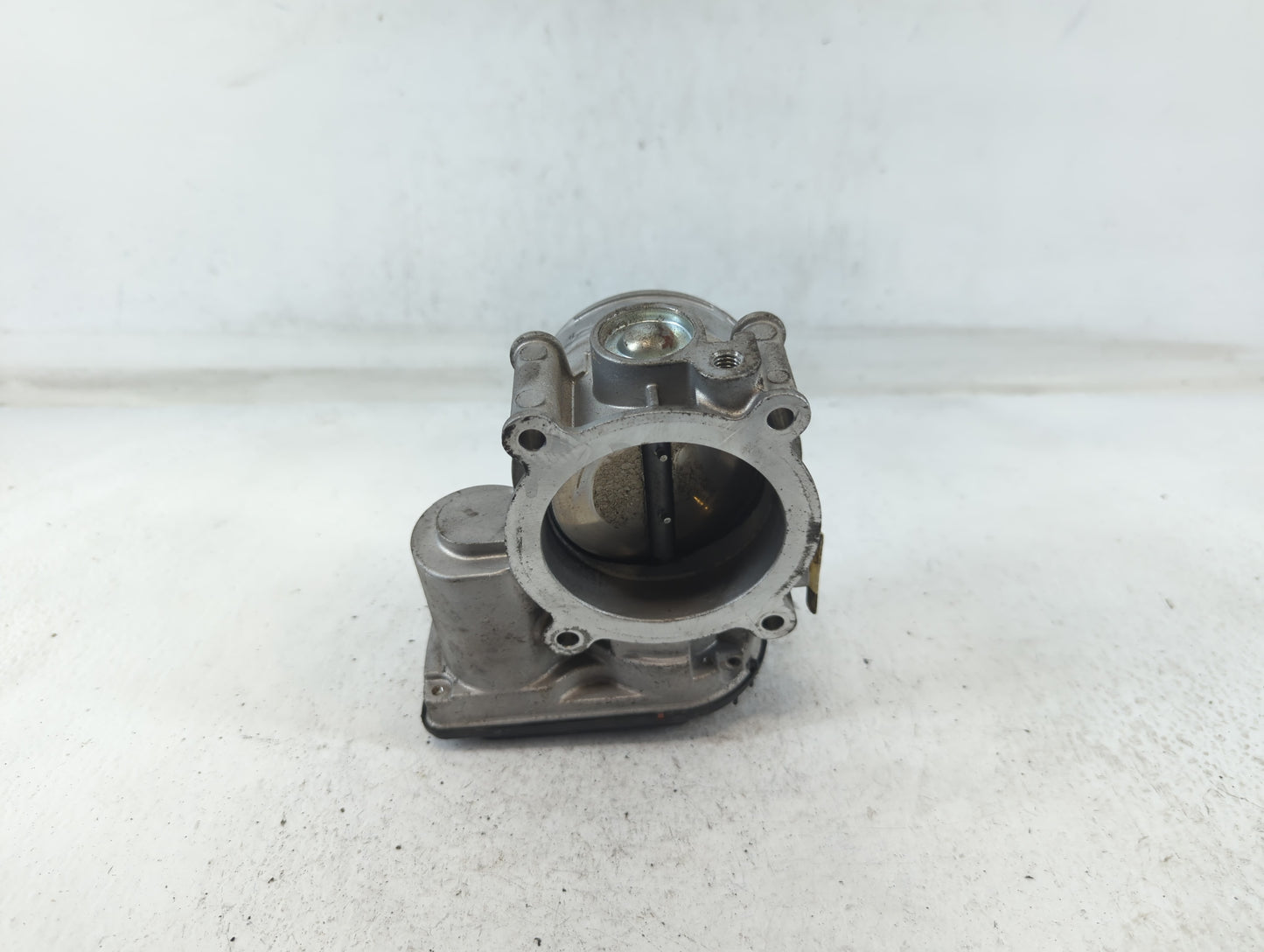 2011-2017 Ford Mustang Throttle Body P/N:AT4E-9F991-EL Fits Fits 2011 2012 2013 2014 2015 2016 2017 2018 2019 OEM Used Auto 