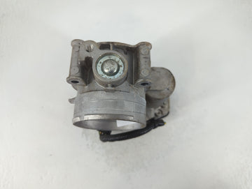 2011-2017 Ford Mustang Throttle Body P/N:AT4E-9F991-EL Fits Fits 2011 2012 2013 2014 2015 2016 2017 2018 2019 OEM Used Auto Parts