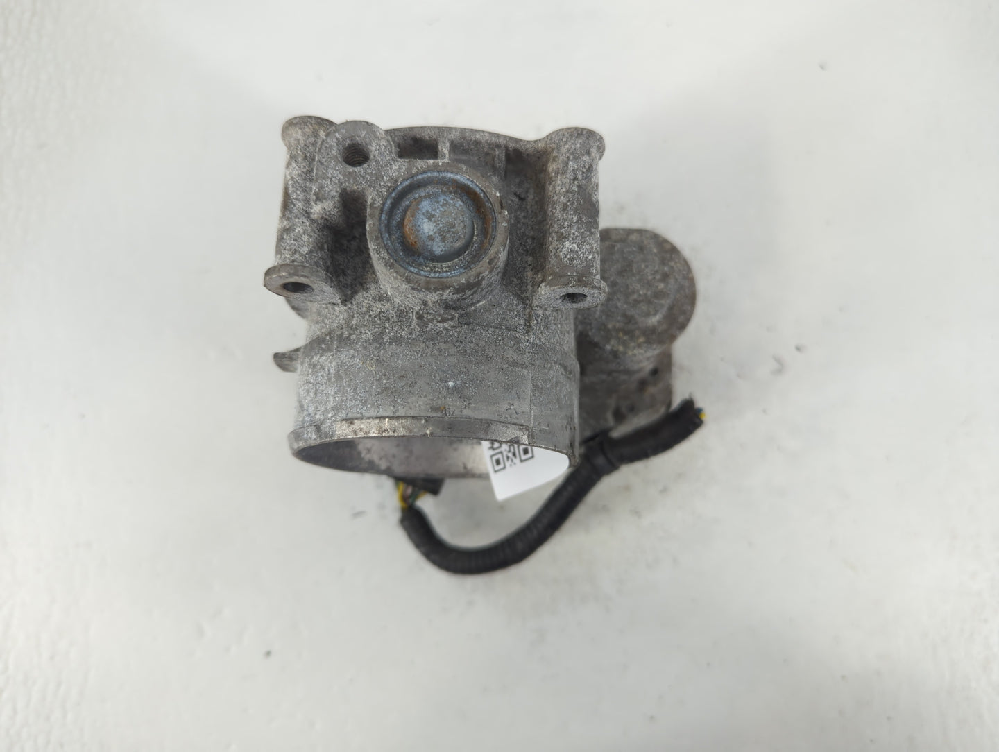 2011-2017 Ford Mustang Throttle Body P/N:AT4E-EC Fits Fits 2011 2012 2013 2014 2015 2016 2017 2018 2019 OEM Used Auto Parts 