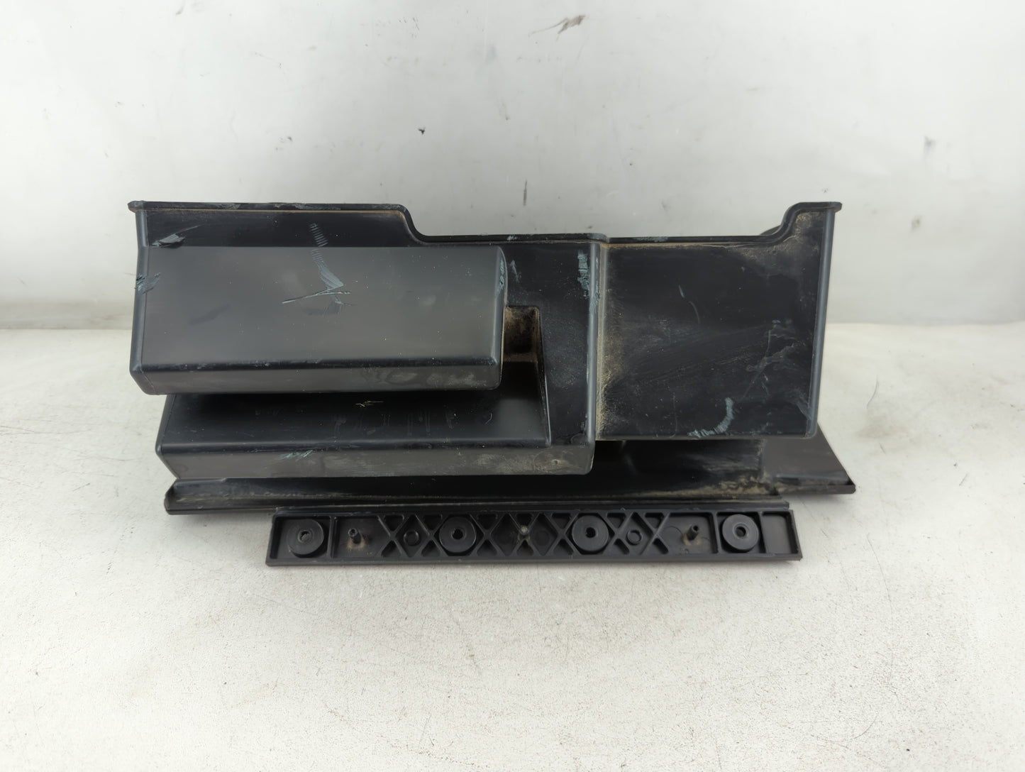 2011 Ford Mustang Passenger Glove Box Door Storage Compartment - Oemusedautoparts1.com