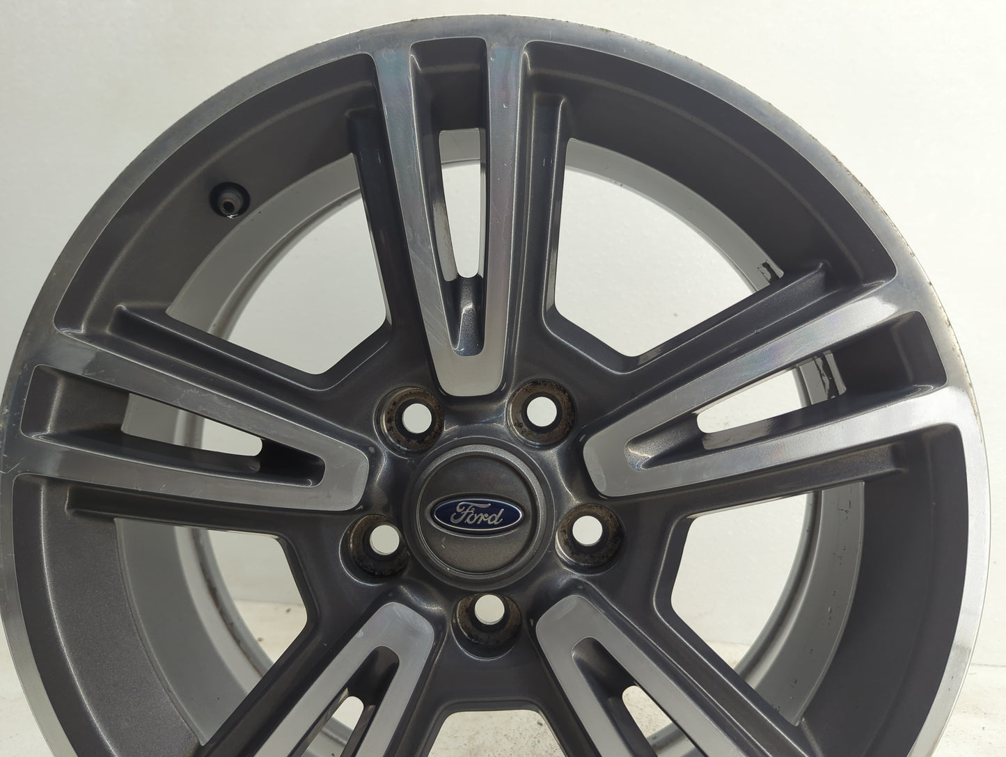 2010-2013 Ford Mustang Oem Wheel Rim - Oemusedautoparts1.com