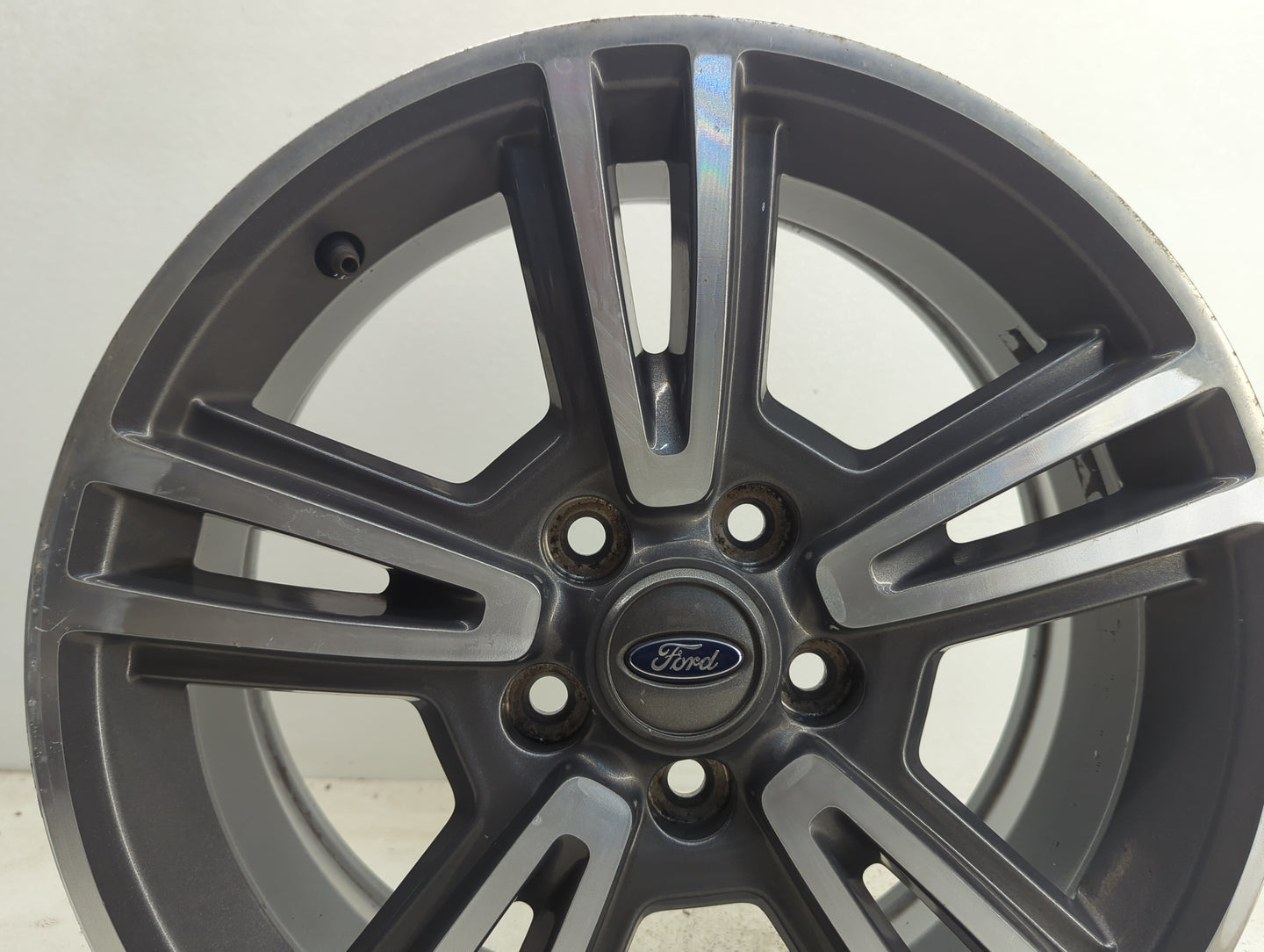 2010-2013 Ford Mustang Oem Wheel Rim - Oemusedautoparts1.com