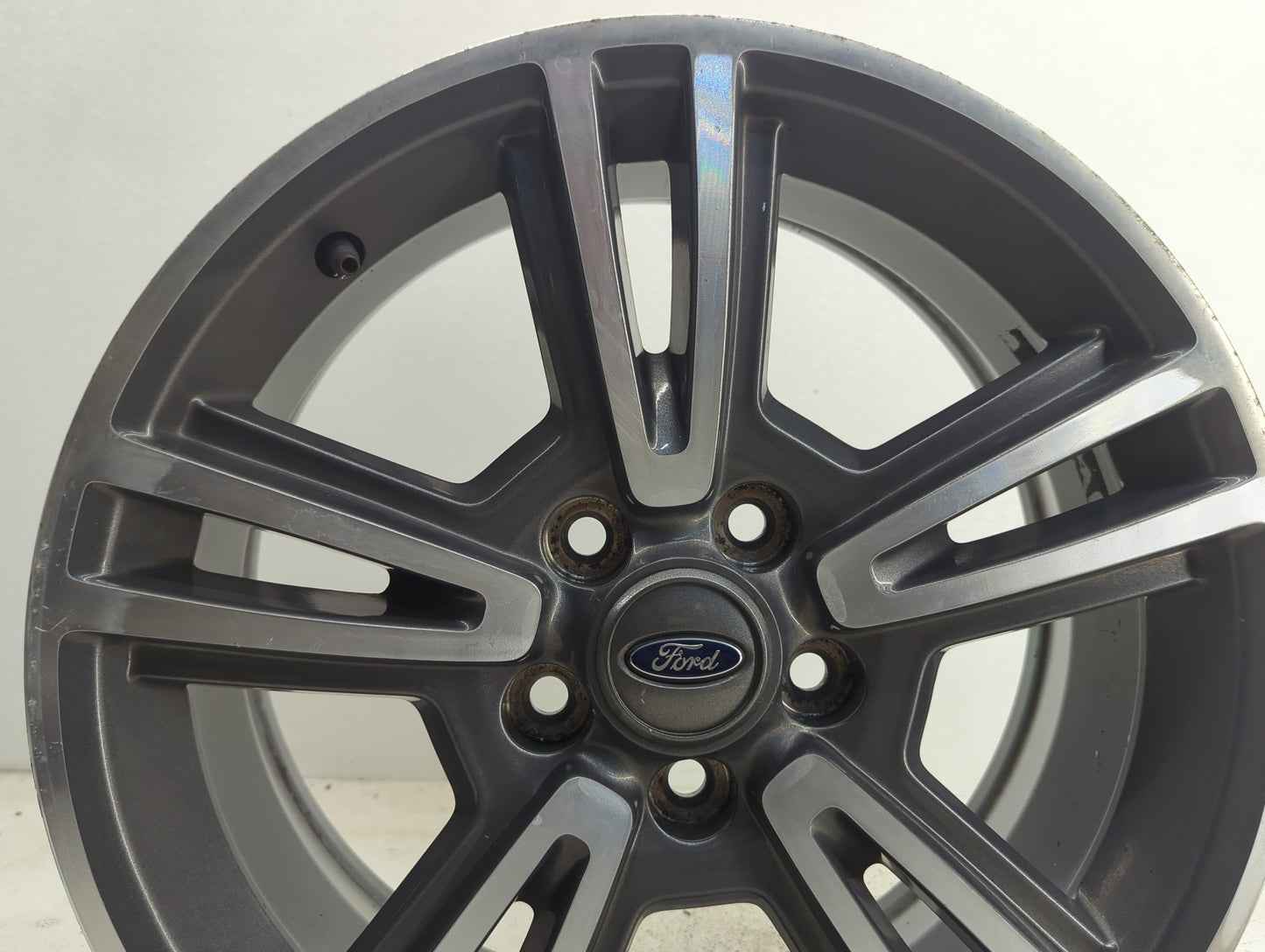 2010-2013 Ford Mustang Oem Wheel Rim - Oemusedautoparts1.com