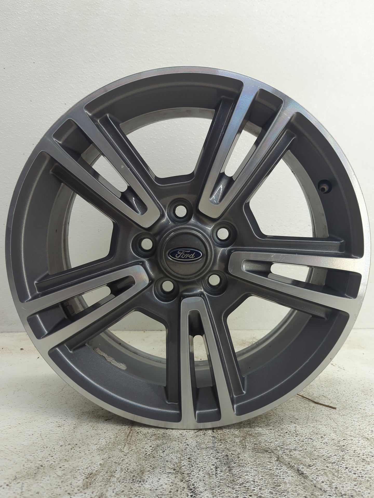 2010-2013 Ford Mustang Oem Wheel Rim - Oemusedautoparts1.com
