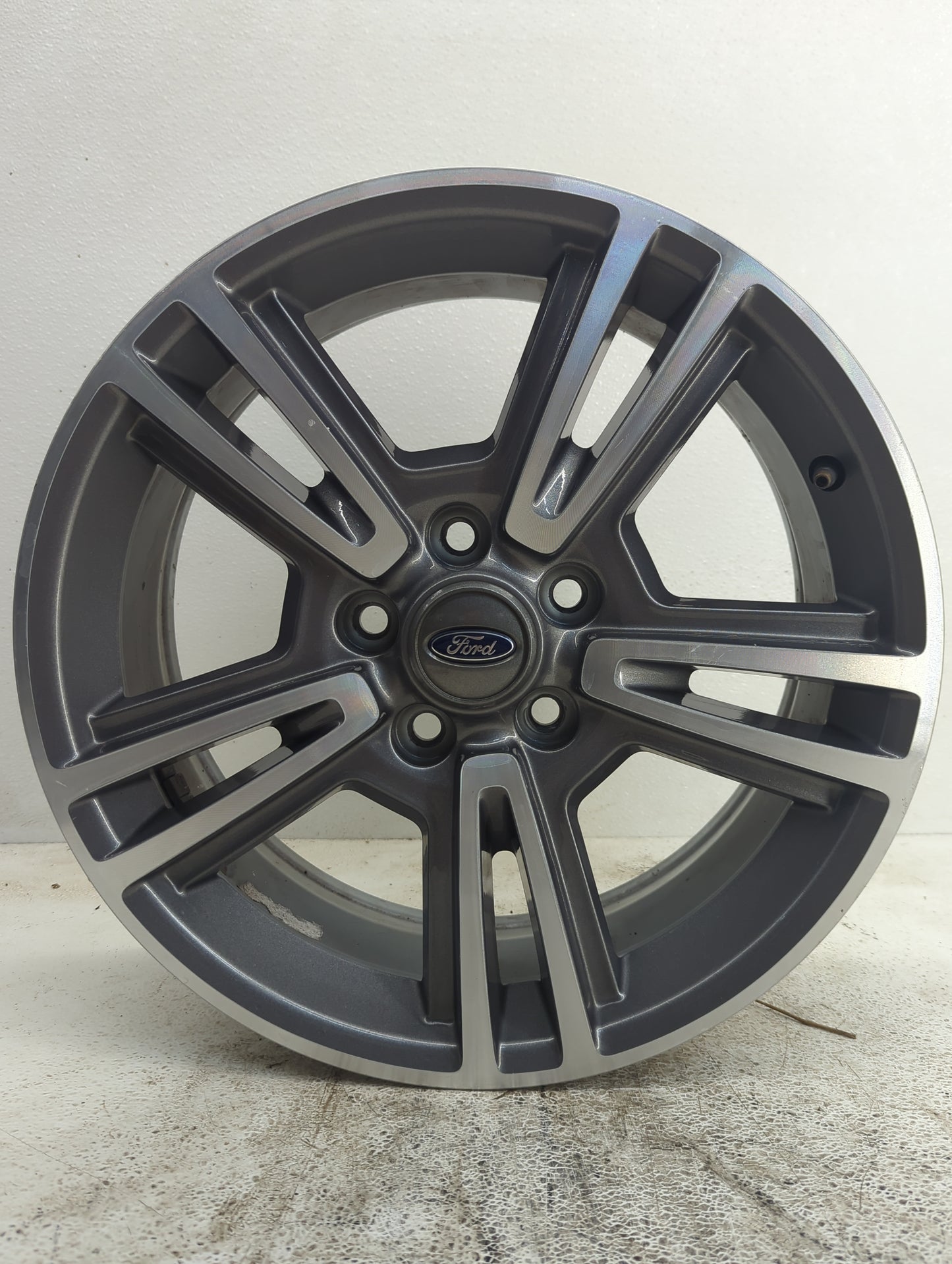 2010-2013 Ford Mustang Oem Wheel Rim - Oemusedautoparts1.com