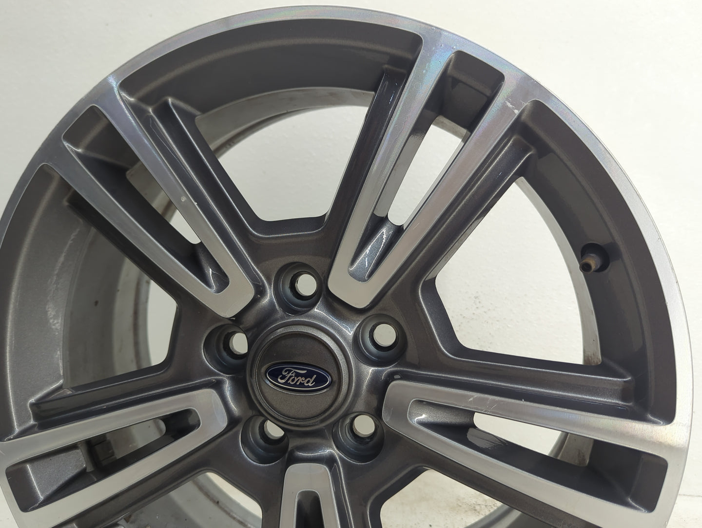 2010-2013 Ford Mustang Oem Wheel Rim - Oemusedautoparts1.com
