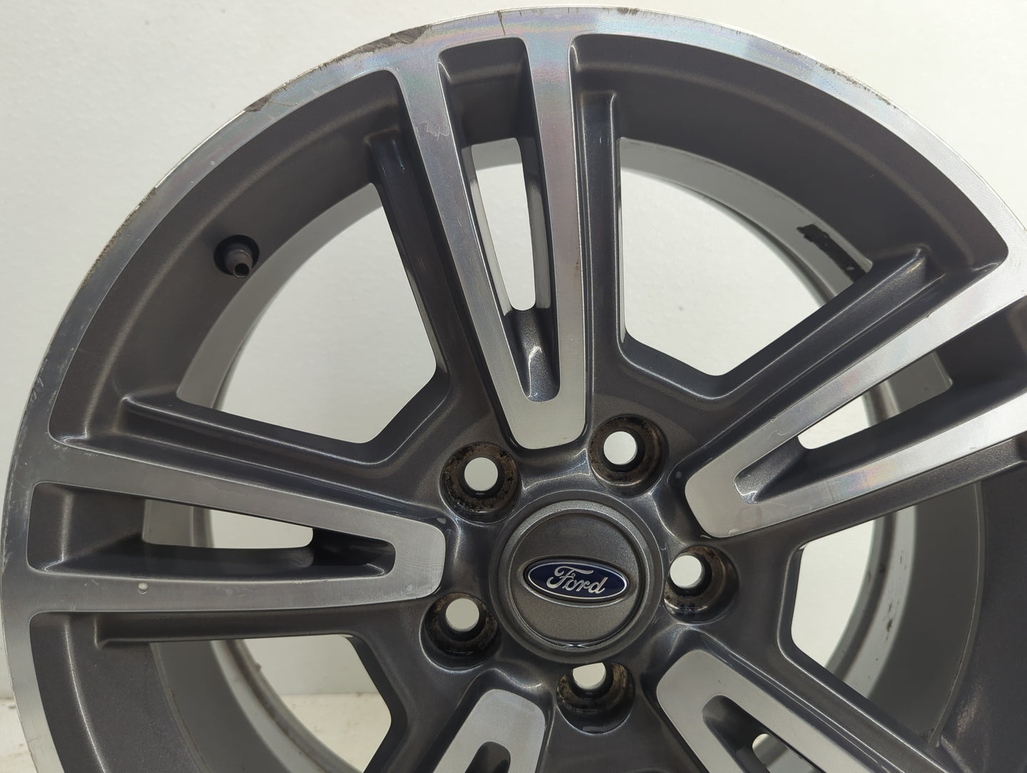 2010-2013 Ford Mustang Oem Wheel Rim - Oemusedautoparts1.com
