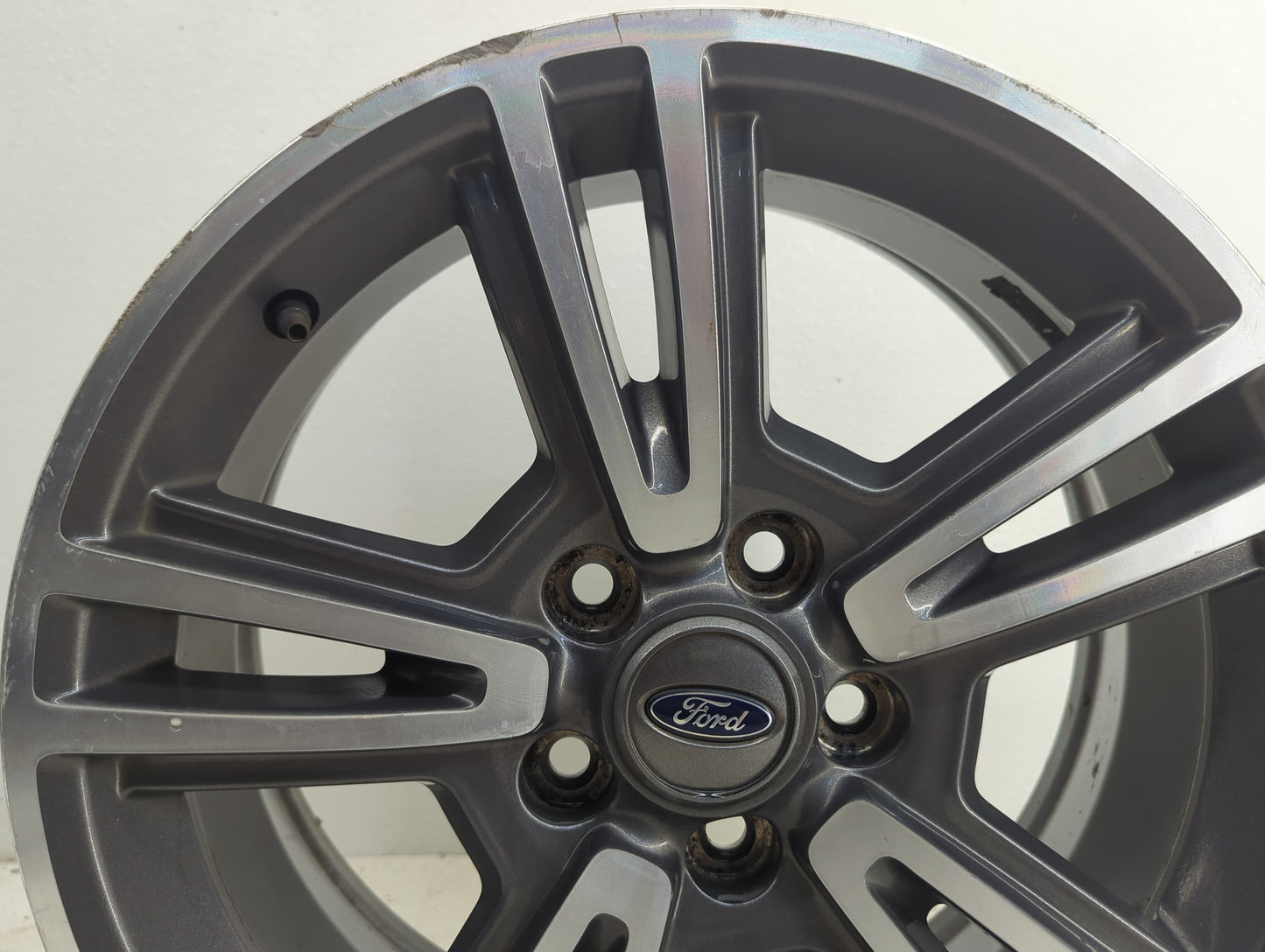 2010-2013 Ford Mustang Oem Wheel Rim - Oemusedautoparts1.com