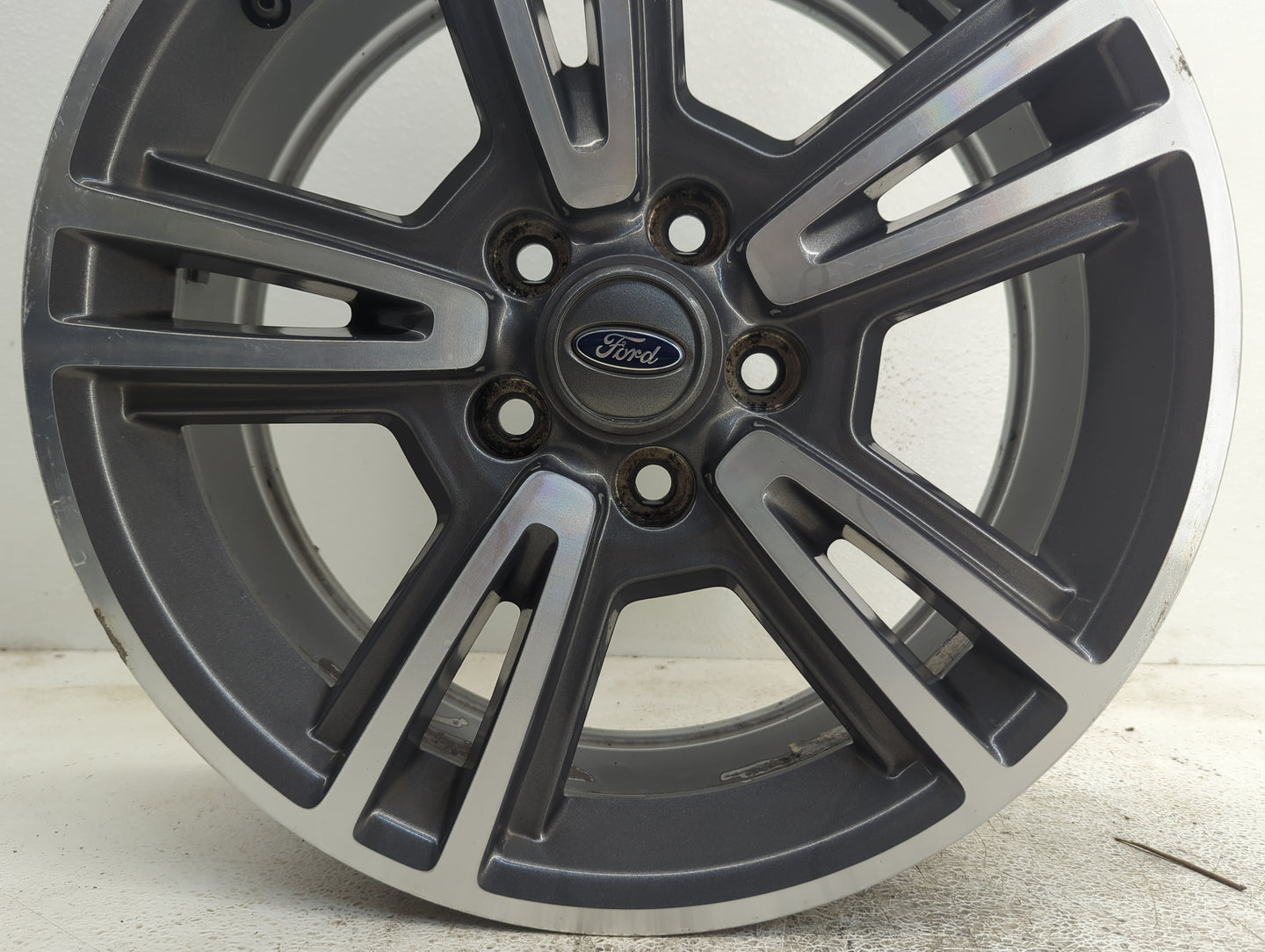2010-2013 Ford Mustang Oem Wheel Rim - Oemusedautoparts1.com