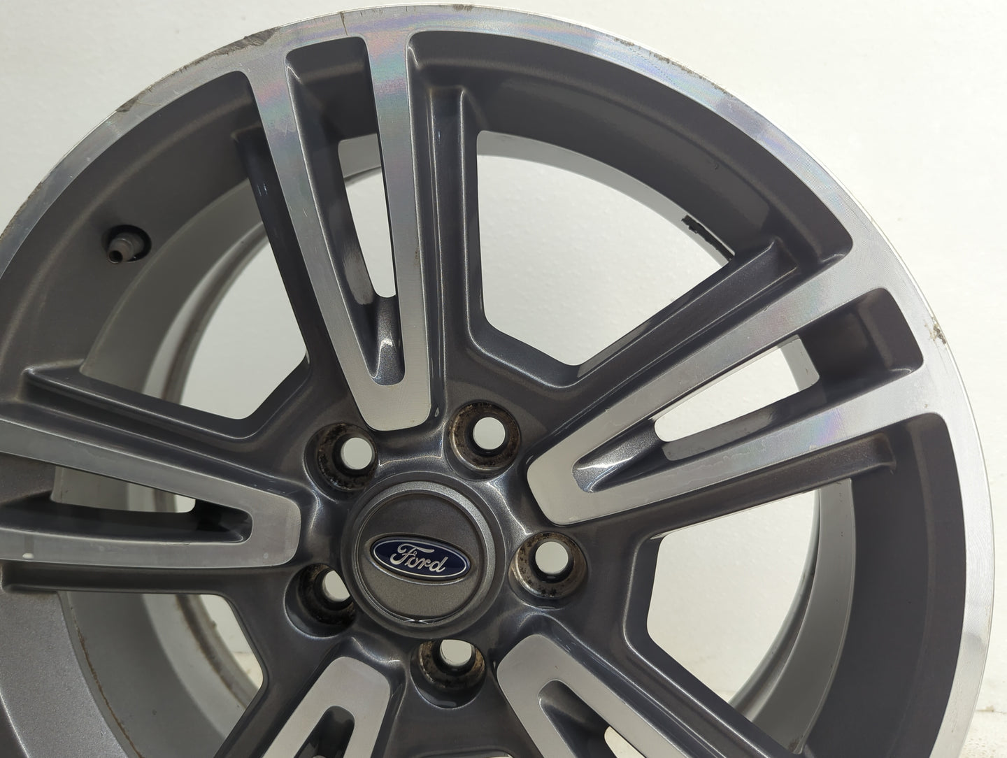 2010-2013 Ford Mustang Oem Wheel Rim - Oemusedautoparts1.com