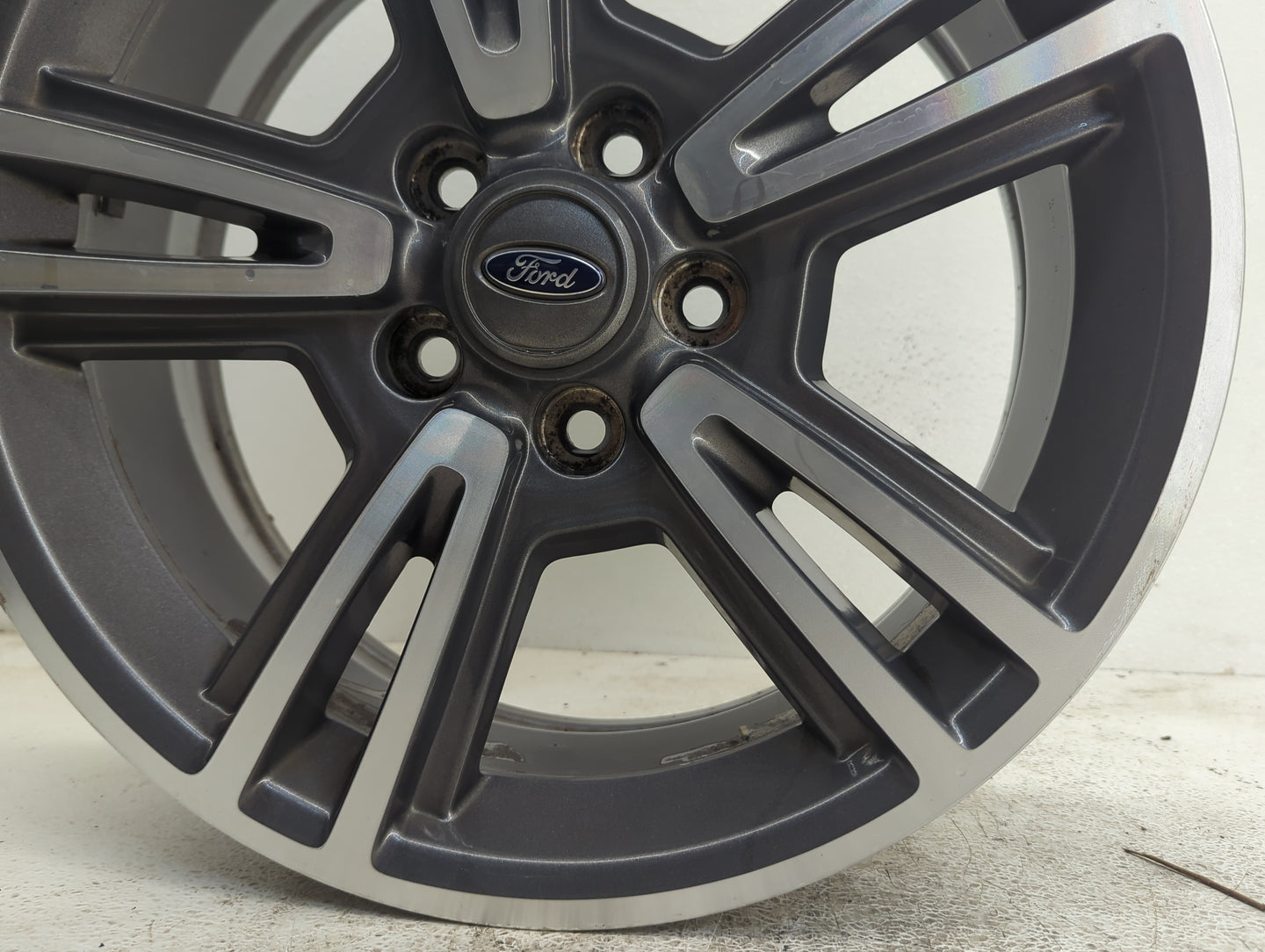 2010-2013 Ford Mustang Oem Wheel Rim - Oemusedautoparts1.com