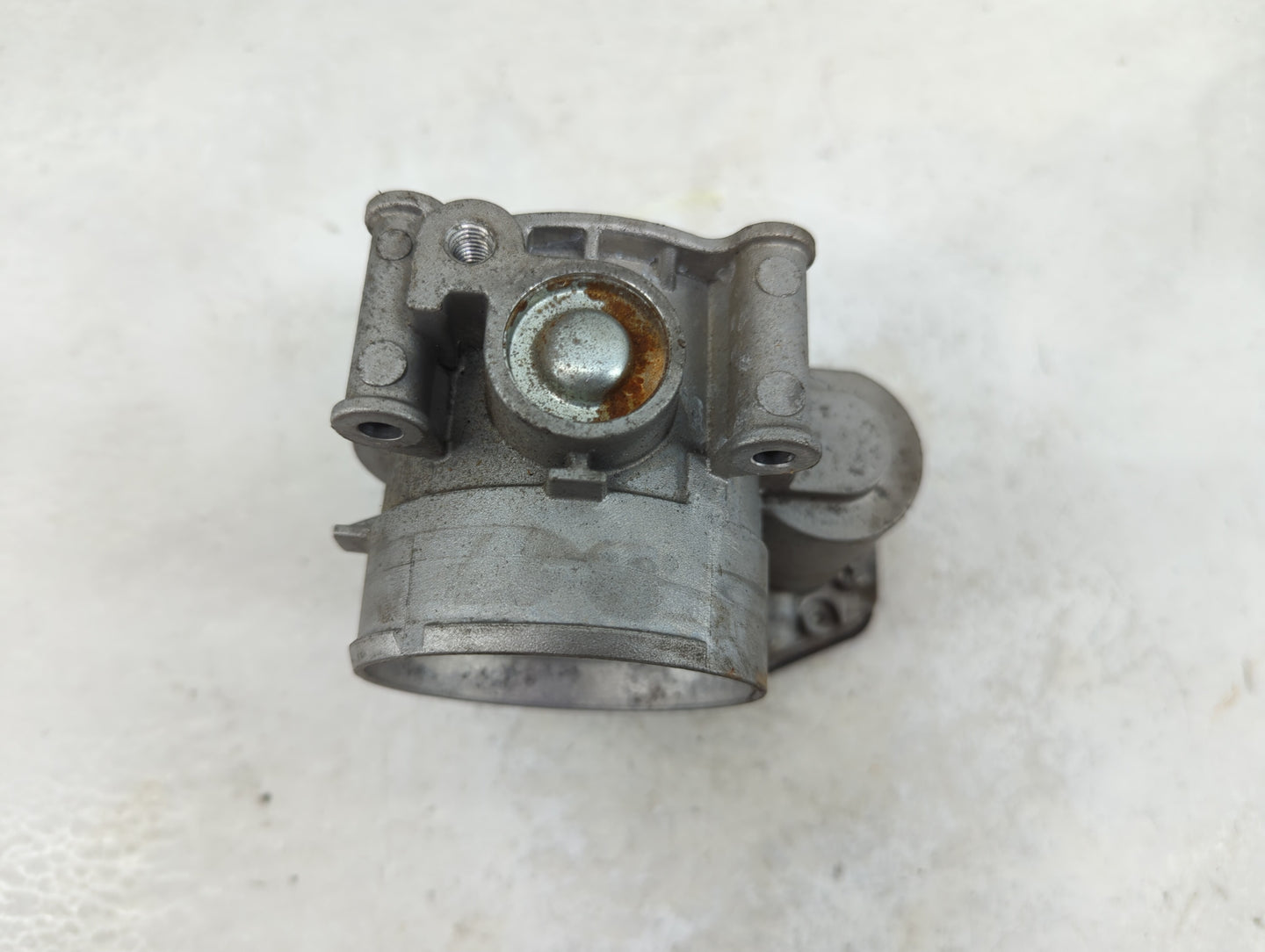 2011-2017 Ford Mustang Throttle Body Fits Fits 2011 2012 2013 2014 2015 2016 2017 2018 2019 OEM Used Auto Parts - Oemusedaut