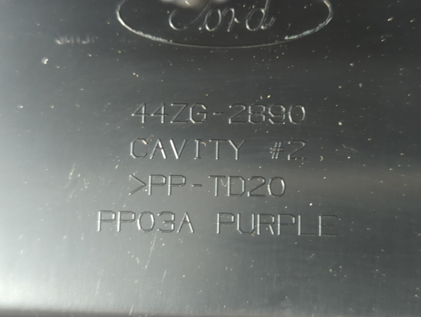 2011 Ford Mustang Passenger Glove Box Door Storage Compartment 936357 - Oemusedautoparts1.com