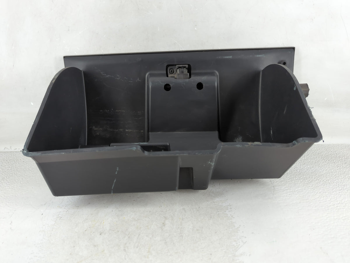 2011 Ford Mustang Passenger Glove Box Door Storage Compartment 936357 - Oemusedautoparts1.com