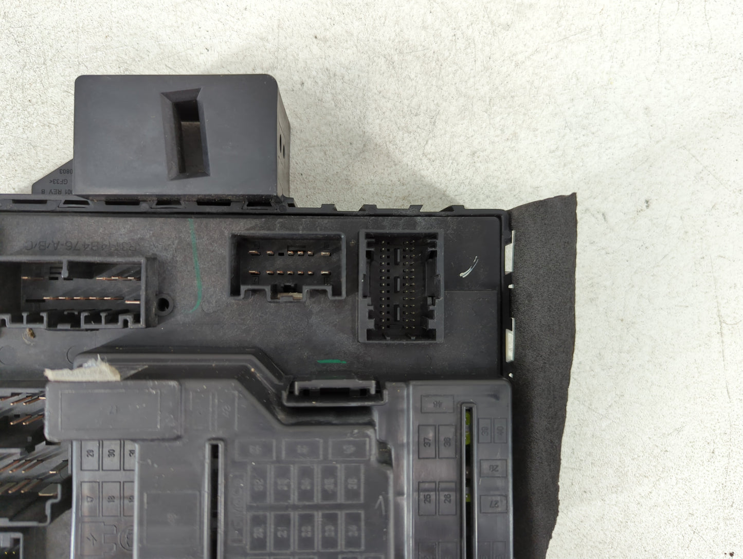 2011 Ford Mustang PCM Engine Control Computer ECU ECM PCU OEM Fits OEM Used Auto Parts - Oemusedautoparts1.com